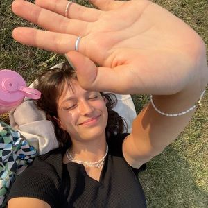 Meet your Posher, Éloïse